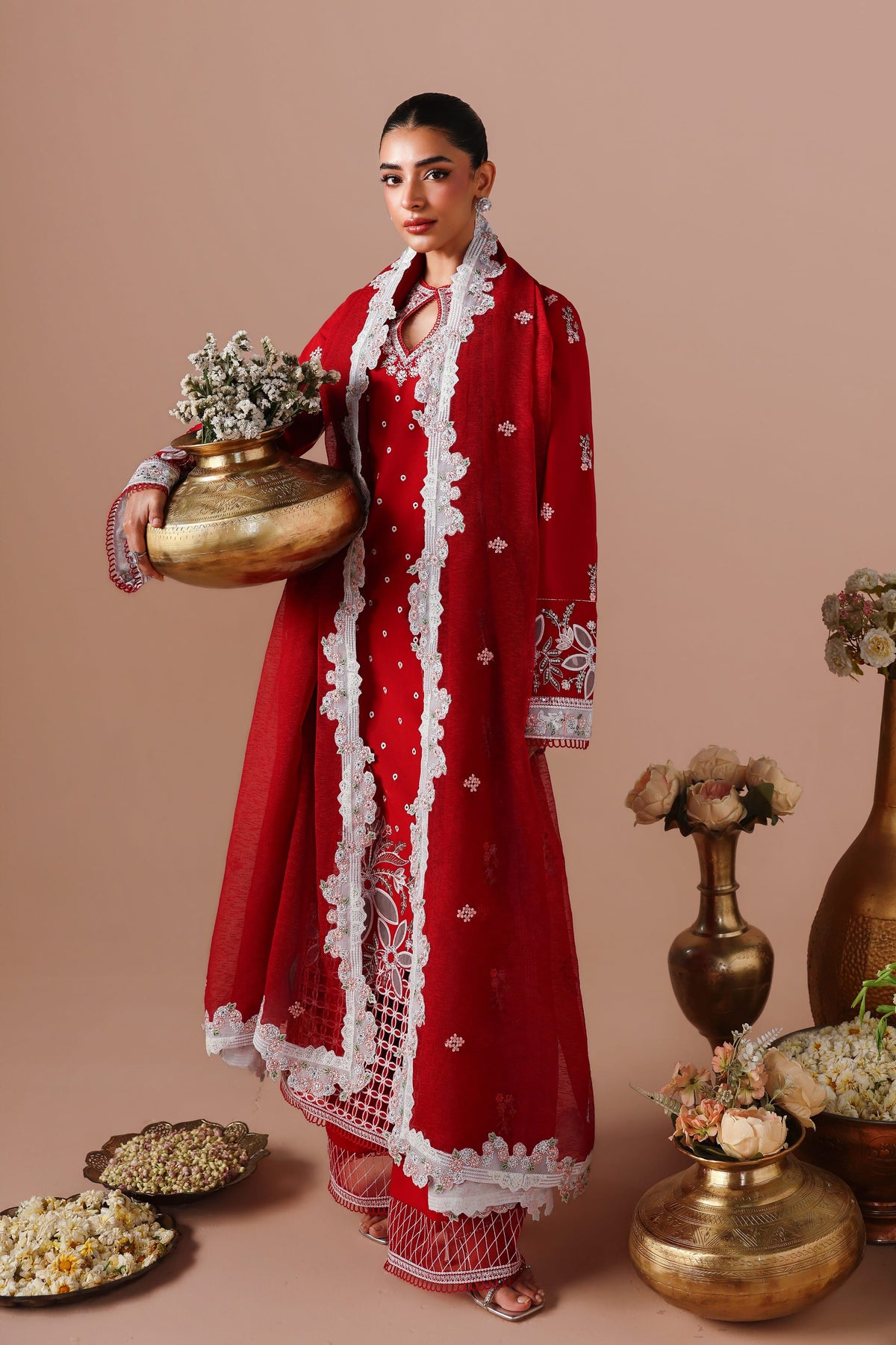 Akbar Aslam | Pret Lawn | Seraya