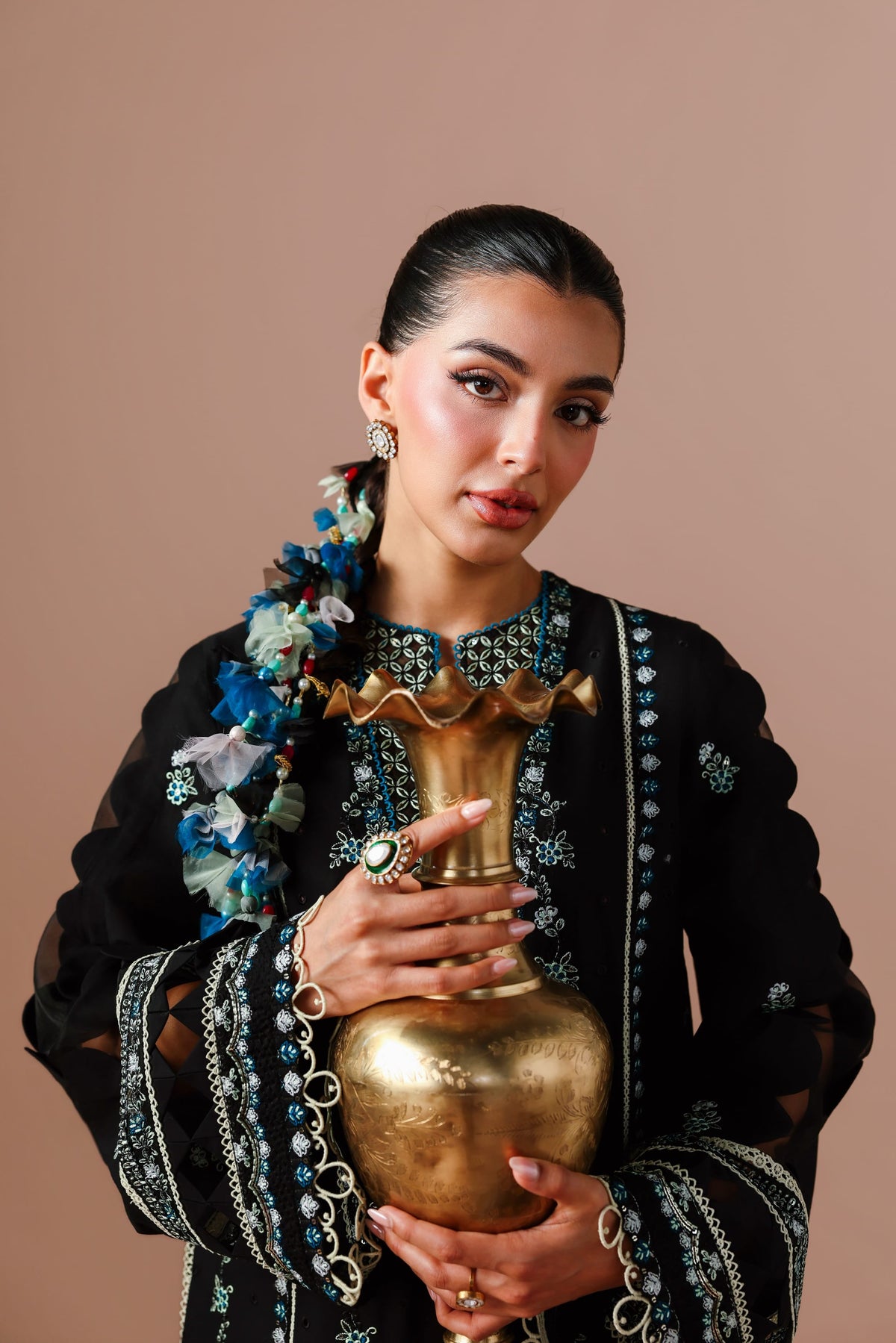 Akbar Aslam | Pret Lawn 26 | Armina