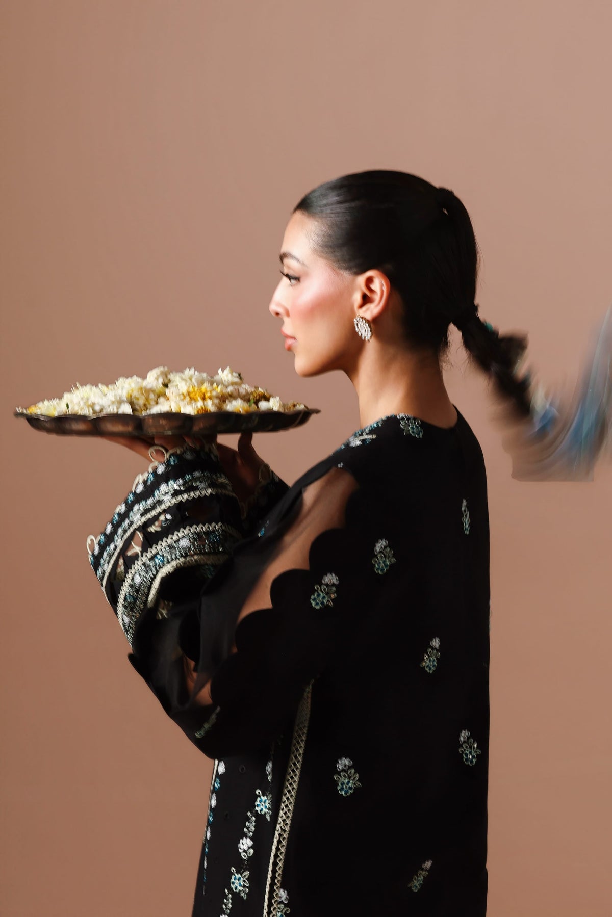 Akbar Aslam | Pret Lawn 26 | Armina