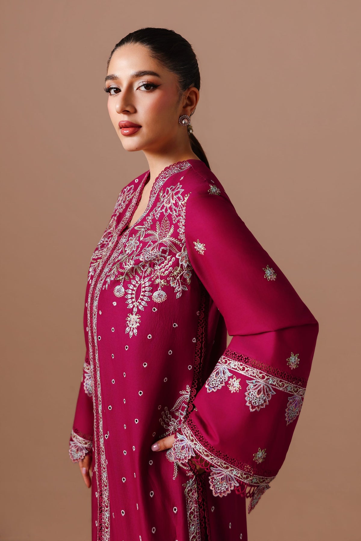 Akbar Aslam | Pret Lawn | Marjaan