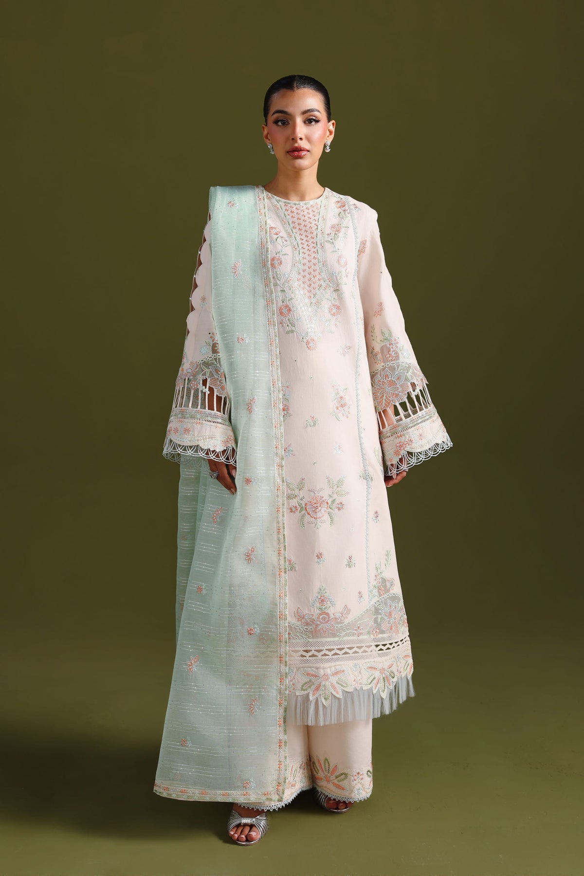 Akbar Aslam | Pret Lawn 26 | Naazi