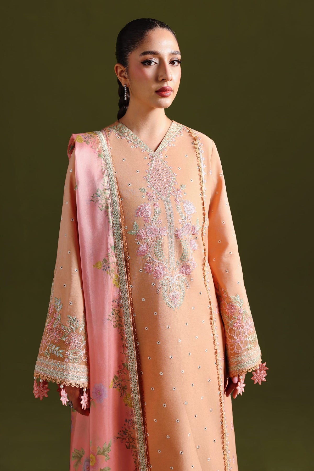 Akbar Aslam | Pret Lawn 26 | Aaralyn