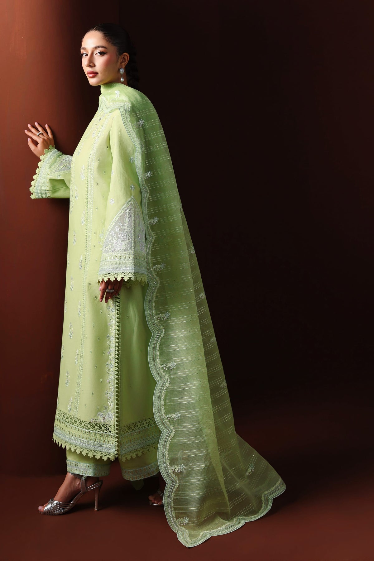 Akbar Aslam | Pret Lawn 26 | Nayeli
