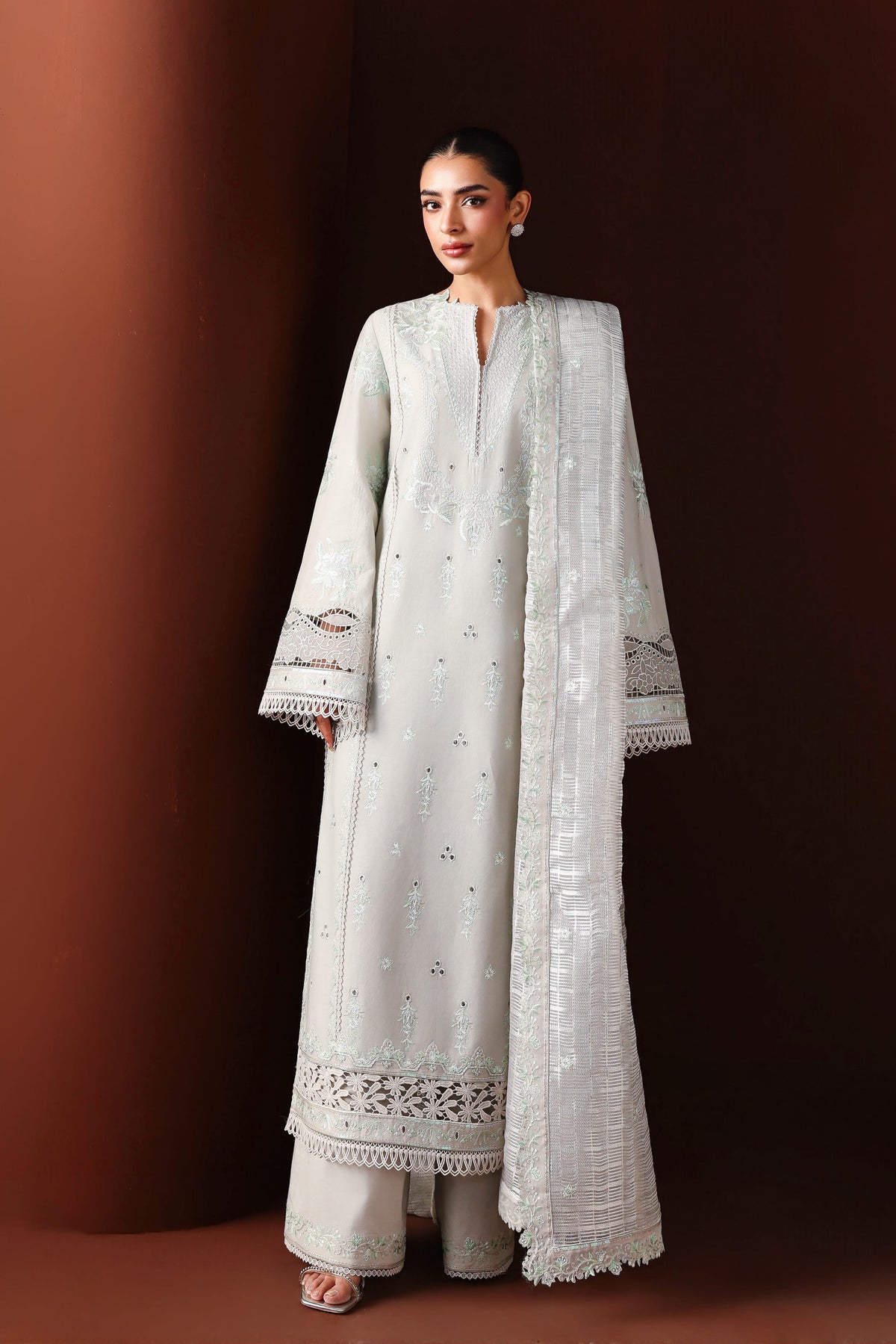 Akbar Aslam | Elan Luxury Lawn 26 | Rumana