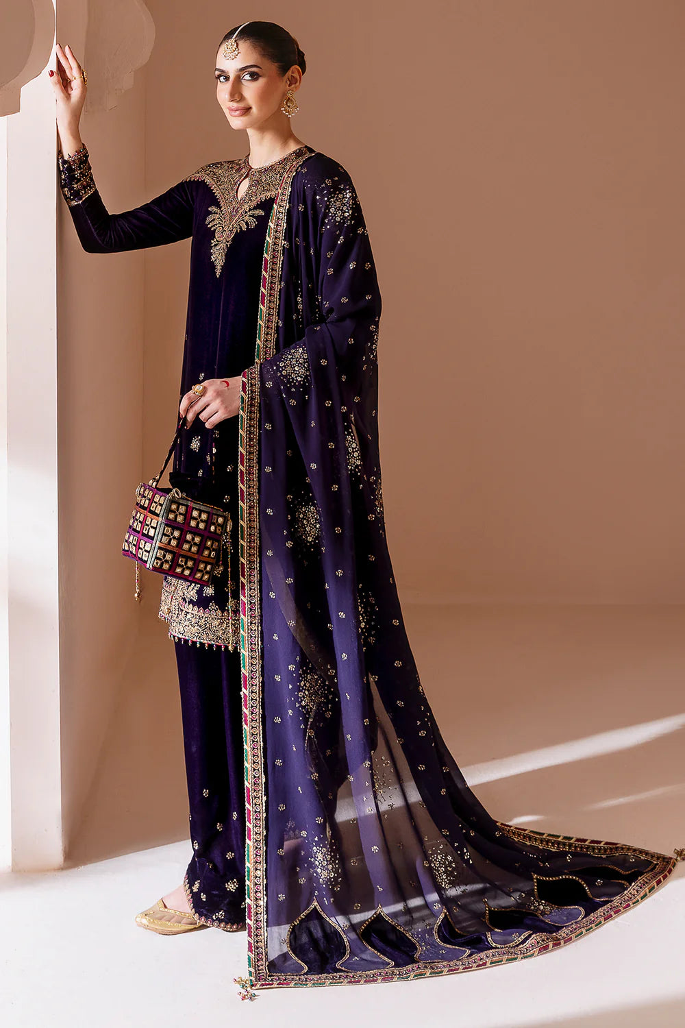 jazmin | Chandani Velvet Formals '25 | Embroidered Velvet Formal CVF D-08