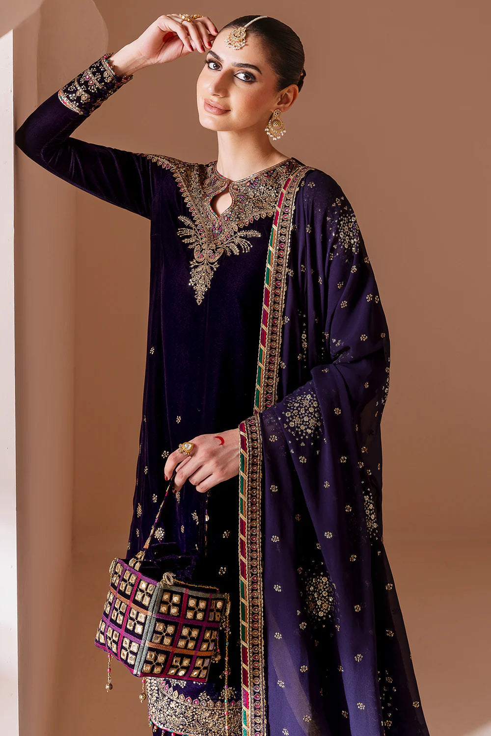 jazmin | Chandani Velvet Formals '25 | Embroidered Velvet Formal CVF D-08