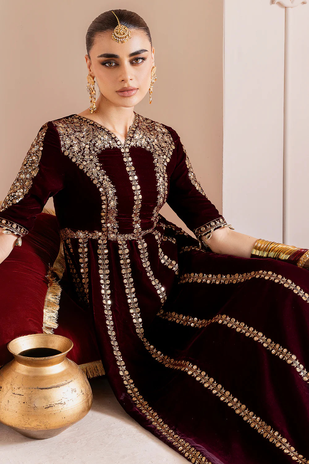 jazmin | Chandani Velvet Formals '25 |Embroidered Velvet Formal CVF D-12