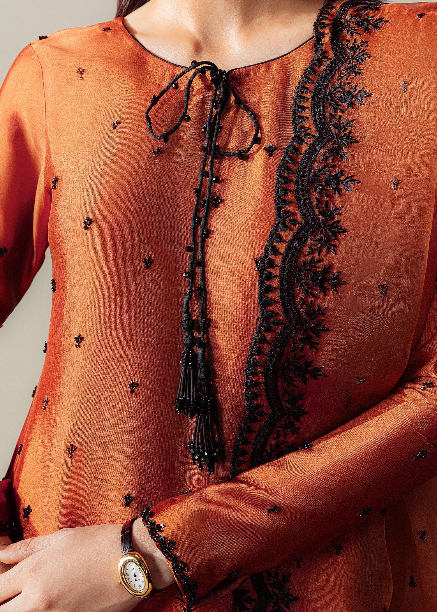 Mahum Asad | The Sirens | Amber