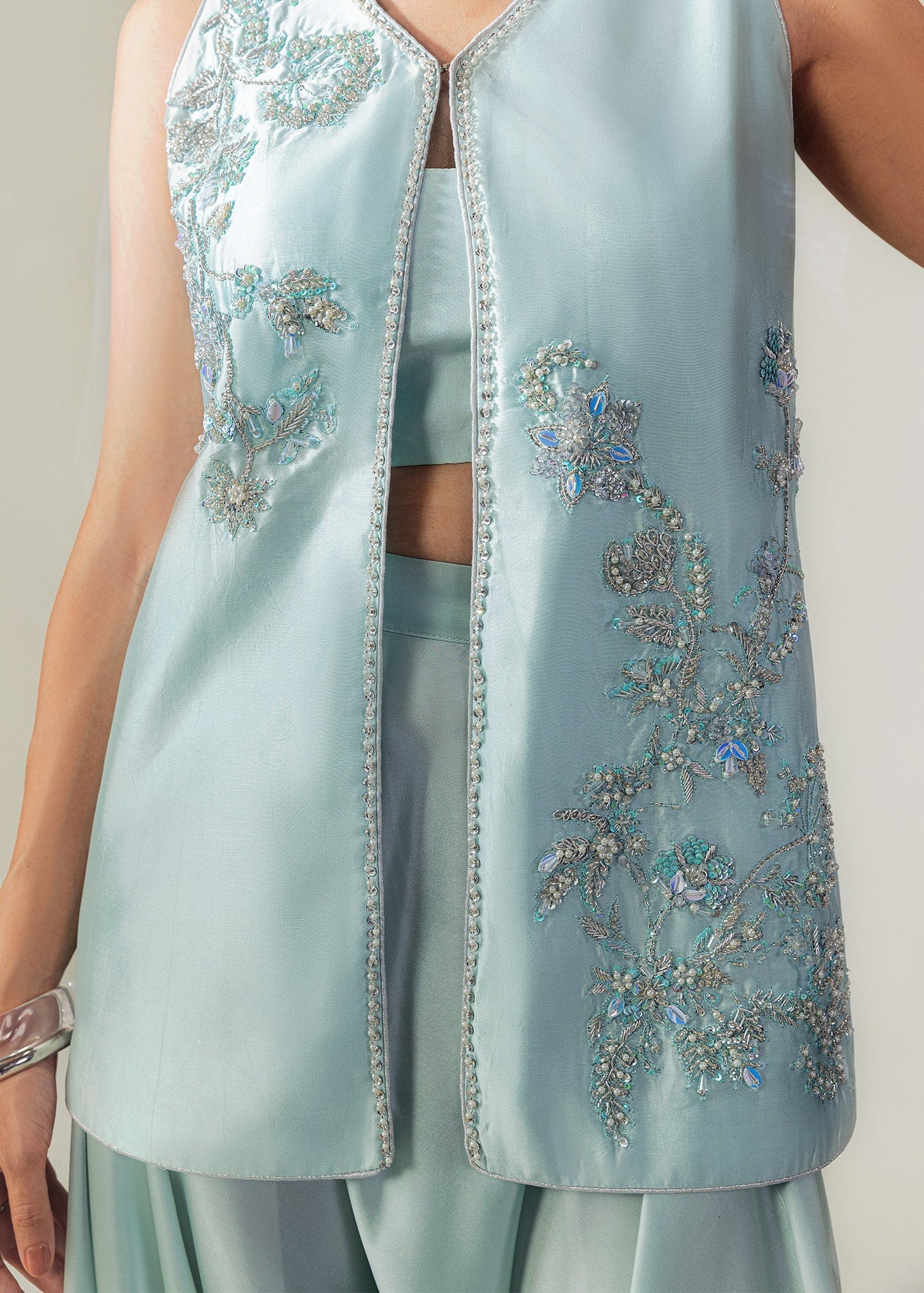 Mahum Asad | The Sirens | Silken Frost