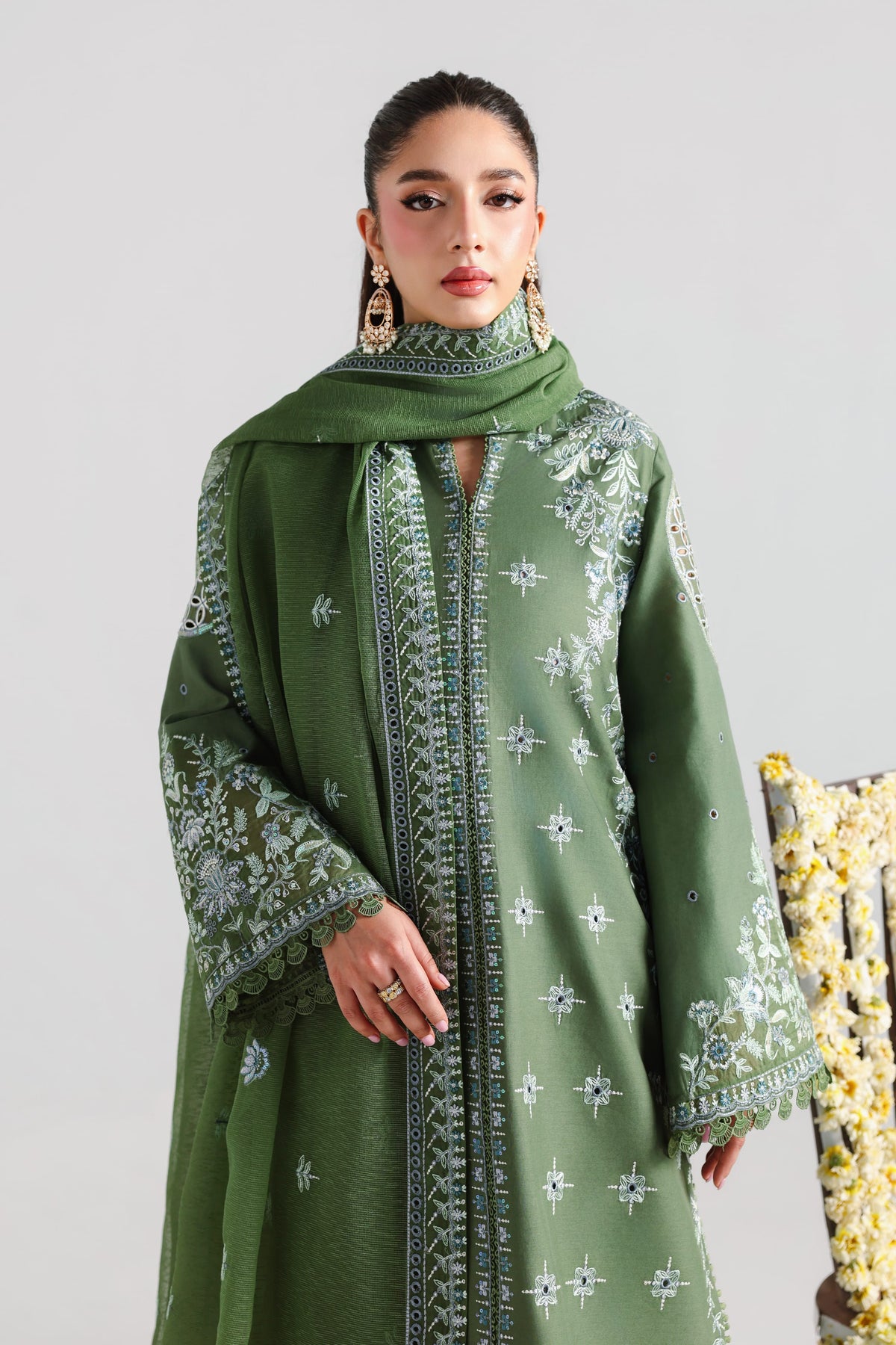 Akbar Aslam | Pret Lawn 26 | Samara