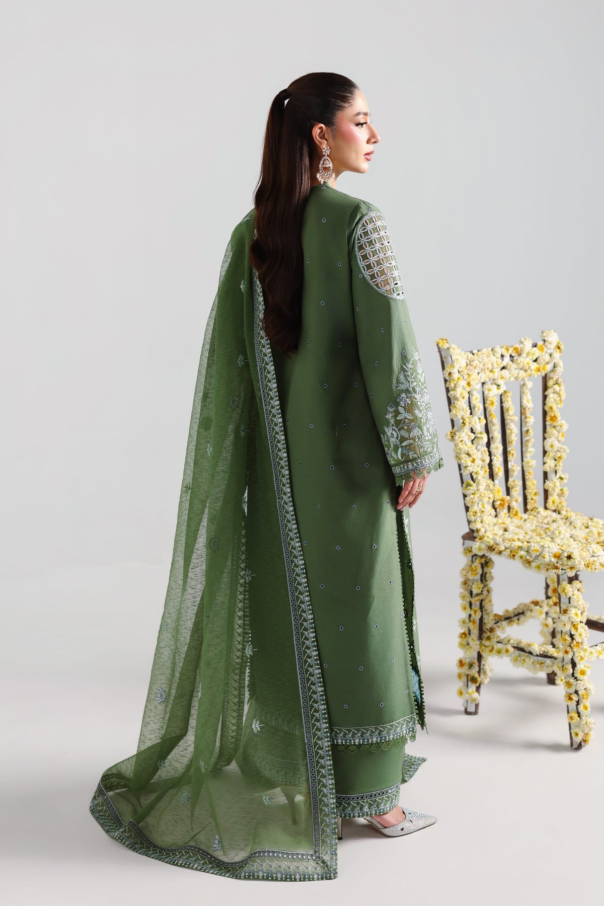Akbar Aslam | Pret Lawn 26 | Samara