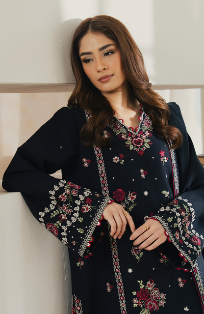 Seran | Winter Embroidered 25 | Noirelle