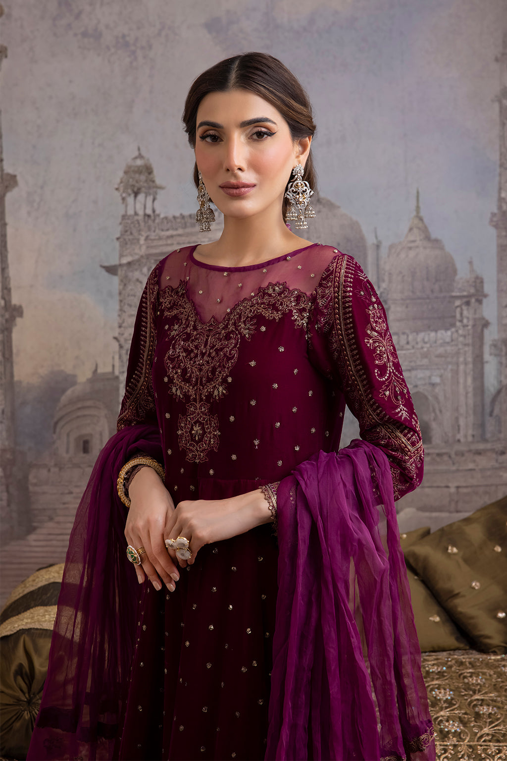 IZNIK | IV-24 RUMMANA - Riwayat-e-khas