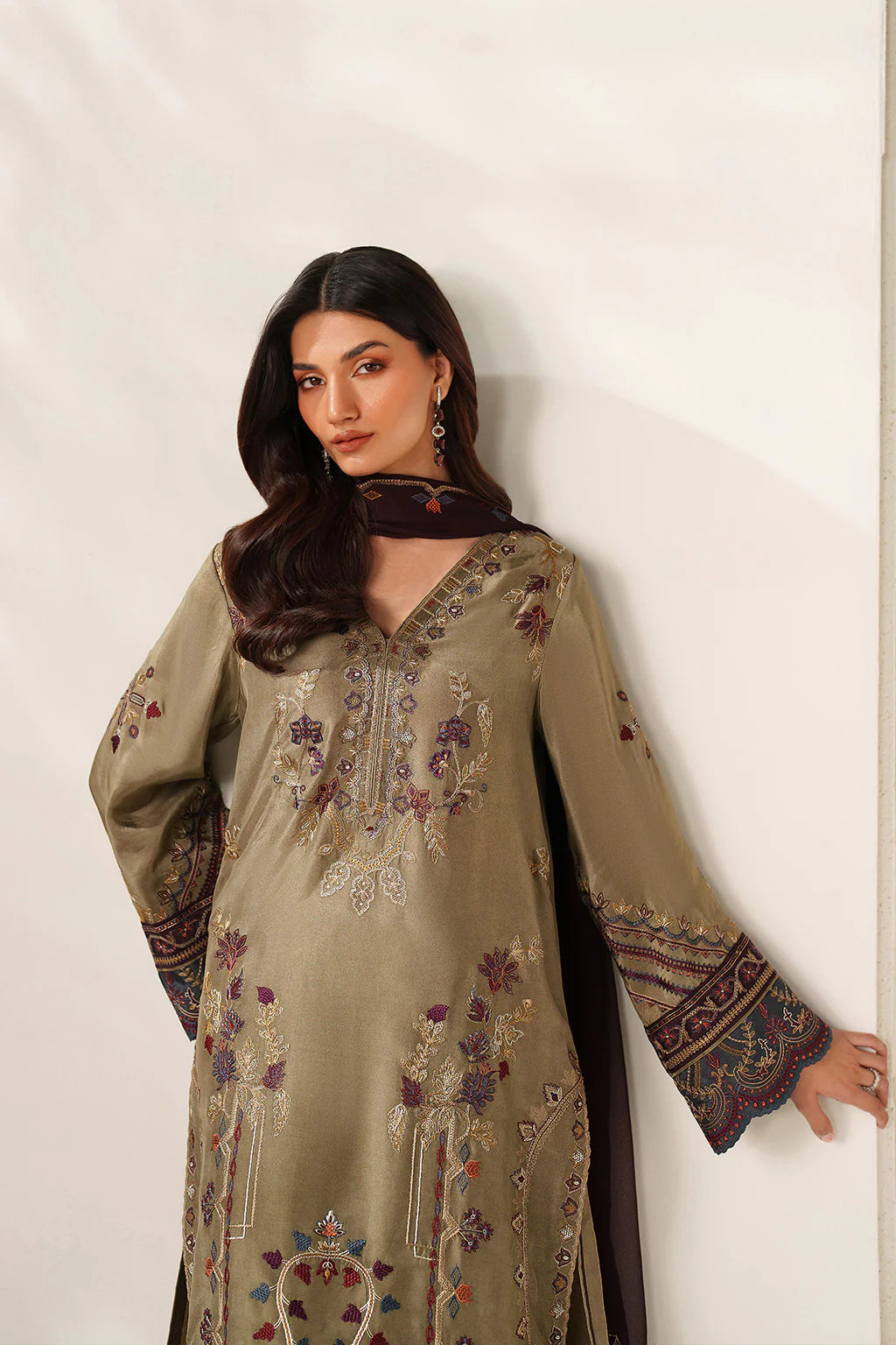 Iznik | Festive Formals | UE-614 Embroidered Ramen Silk