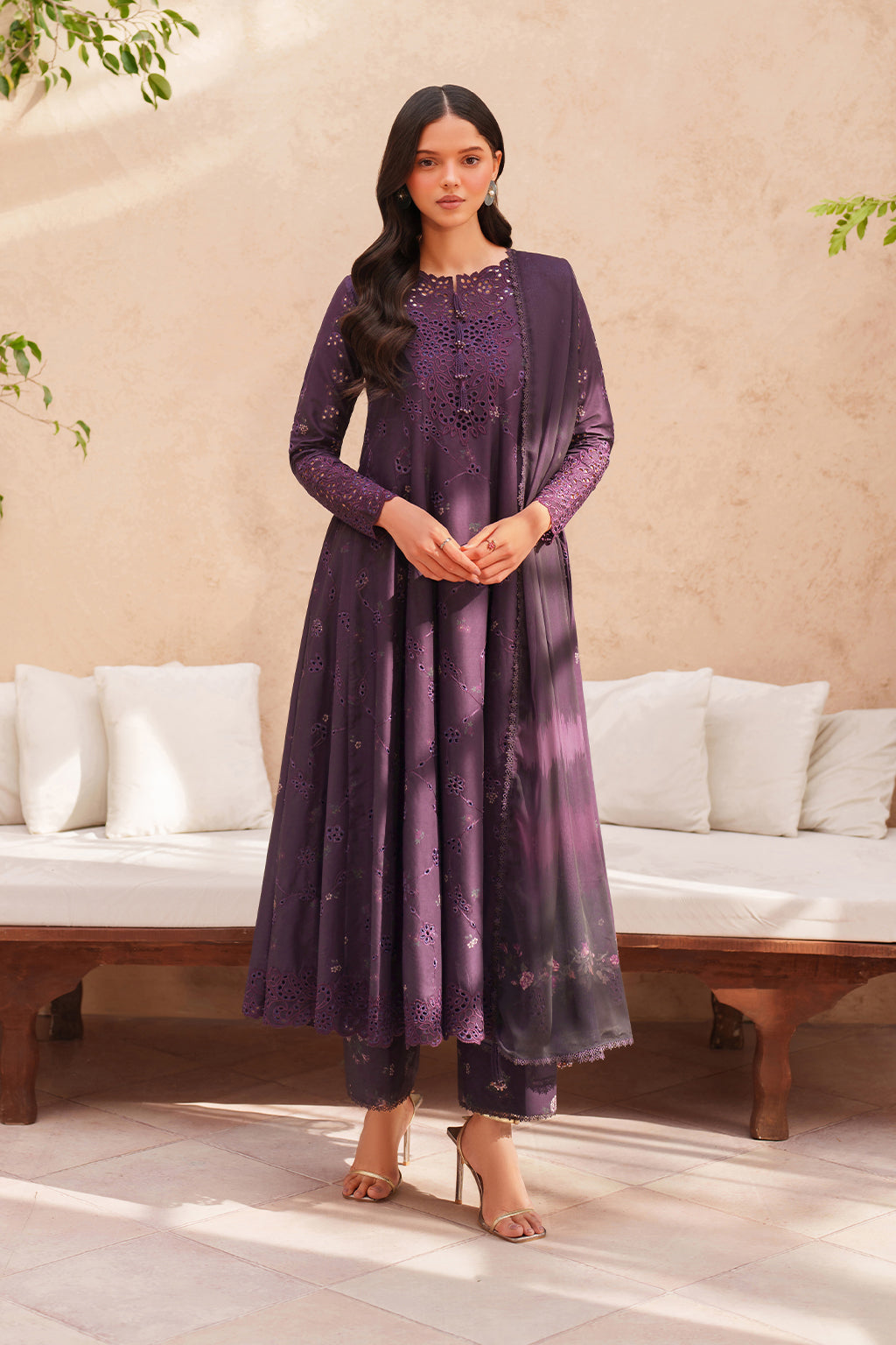 Iznik | Eid Lawn | EL-08 Embroidered Lawn