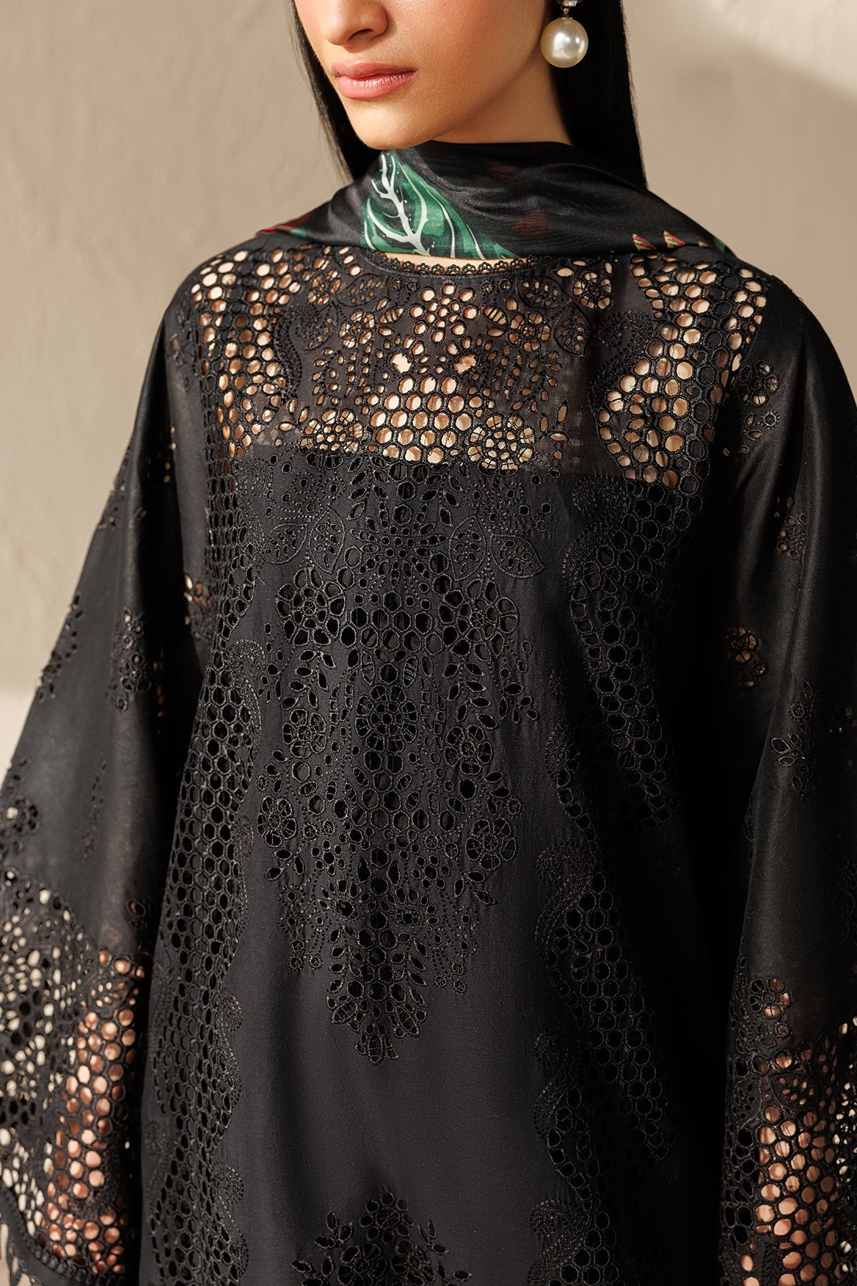 Baroque | Embroidered Lawn | SF-4521