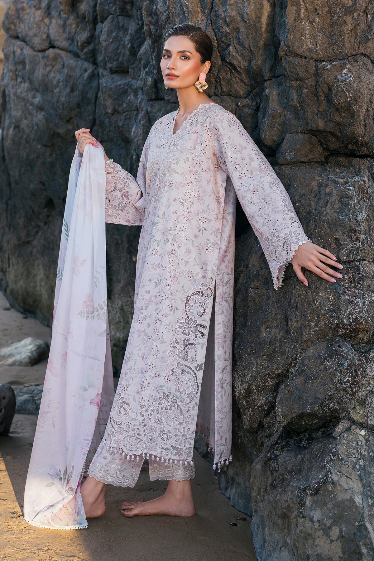 Baroque | Embroidered Lawn | SF-4130