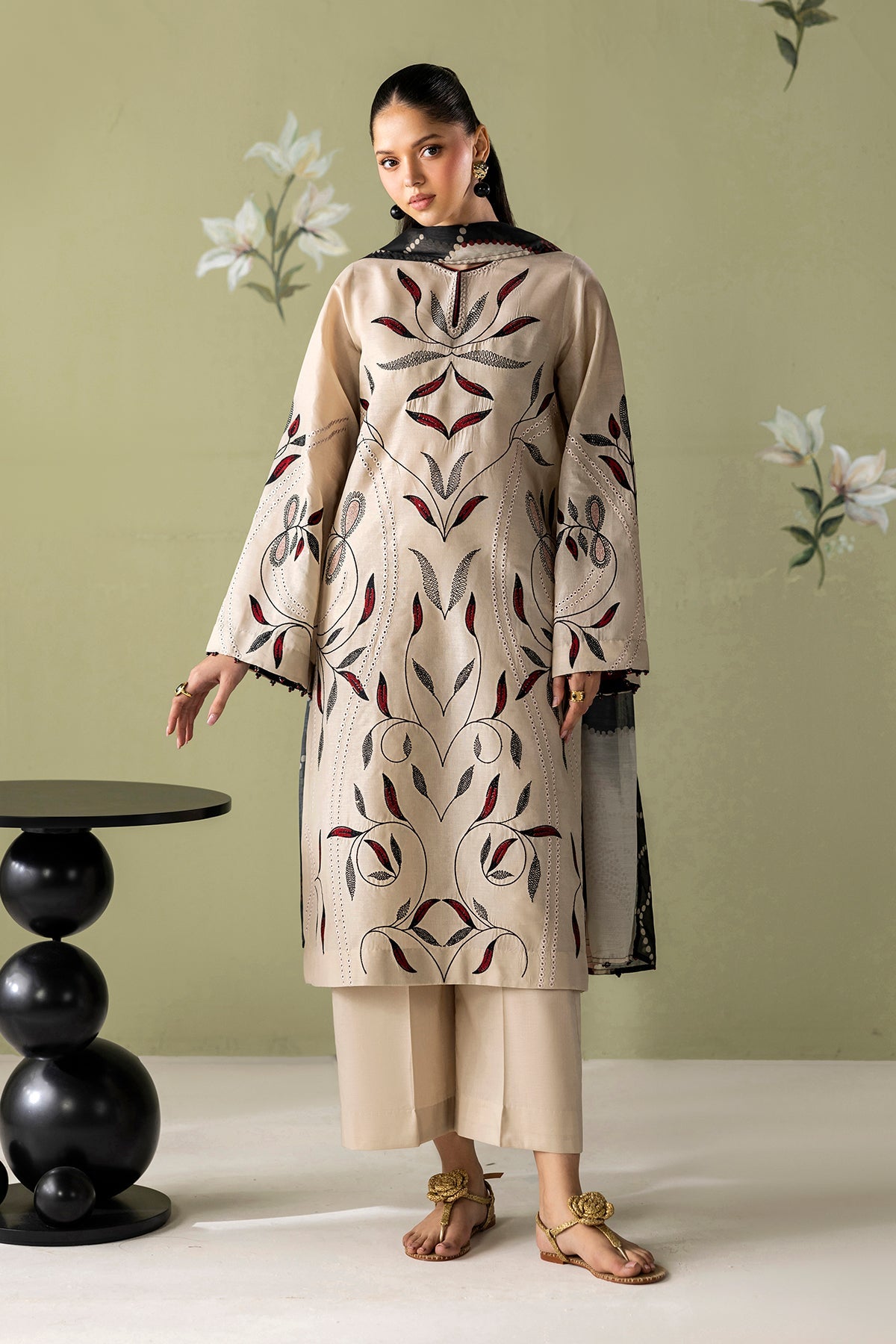 Baroque | Embroidered Lawn | SF-4418