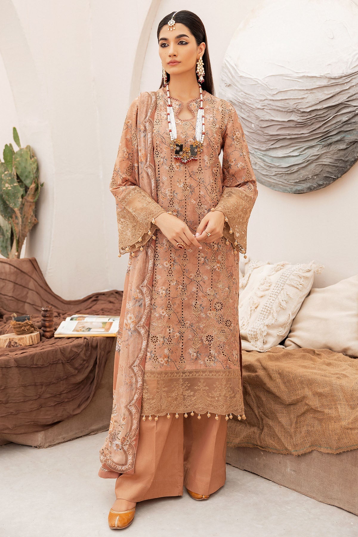 Motifz | Amal Lawn | 4723-AALIYA