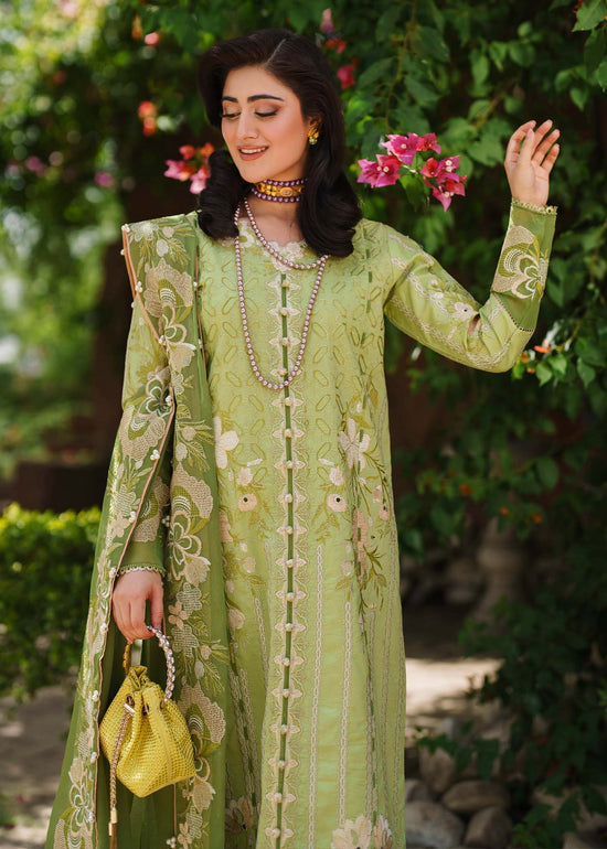 Shurooq | Luxury Lawn 24 | OLIVIA