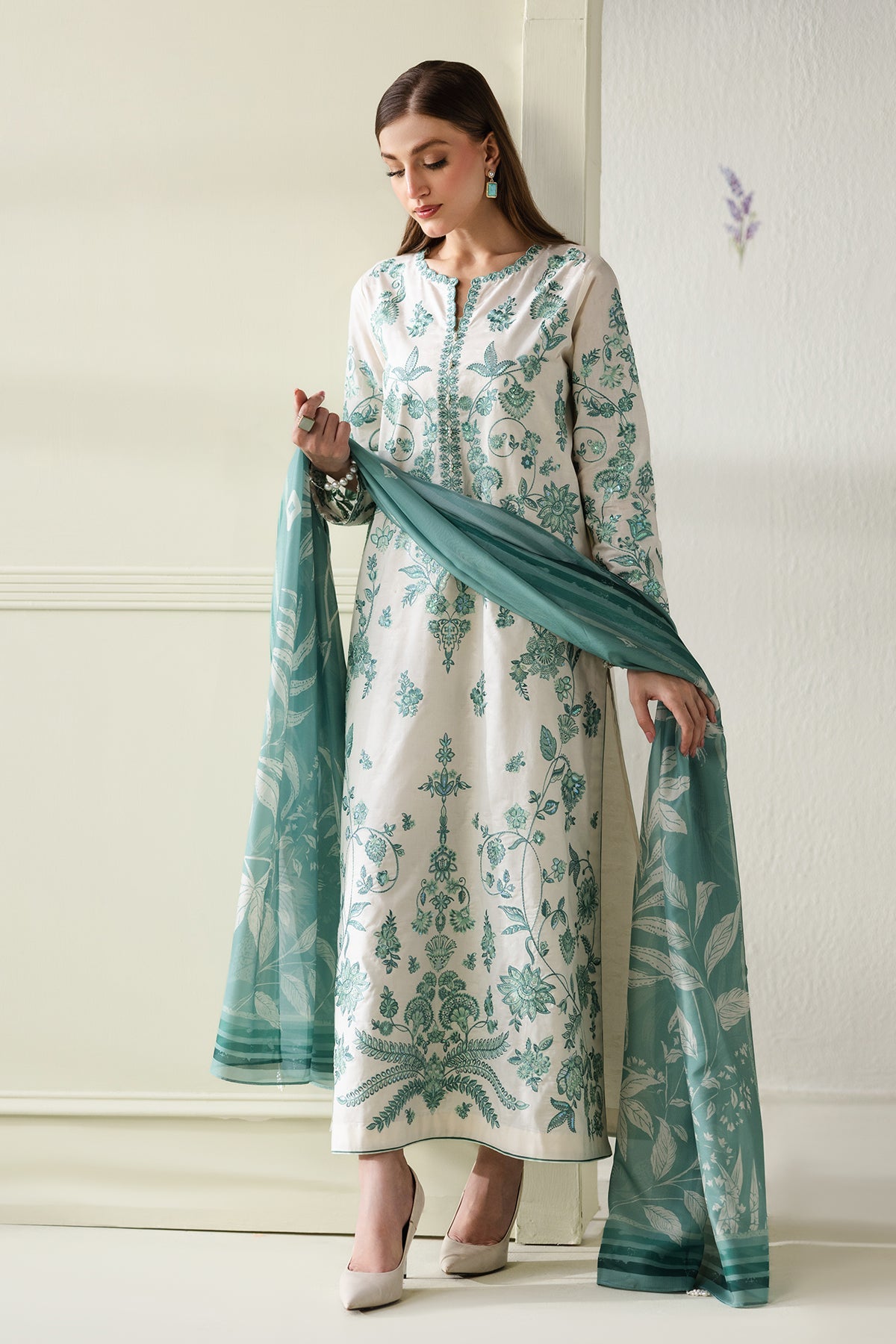 Baroque | Embroidered Lawn | SF-4430