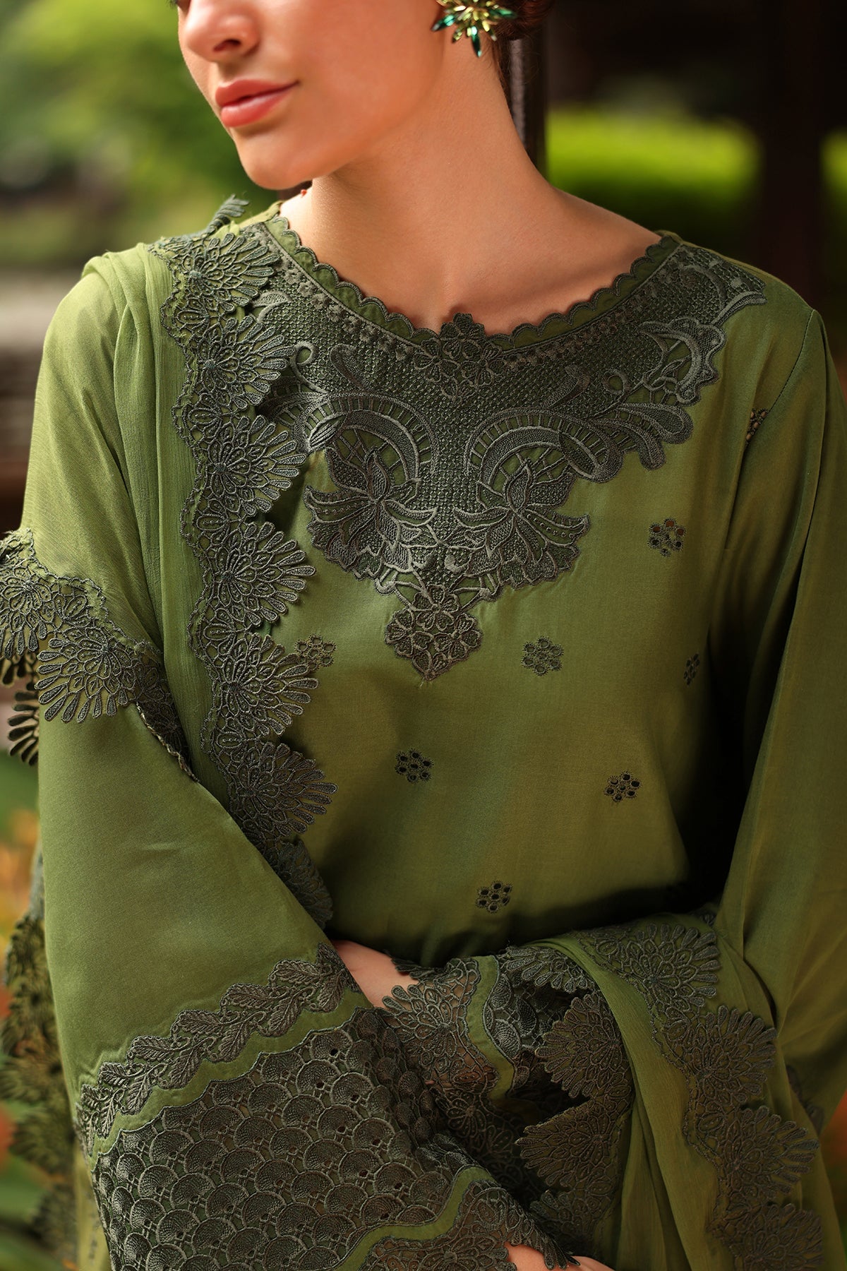 Baroque | Embroidered Lawn | SF-4258