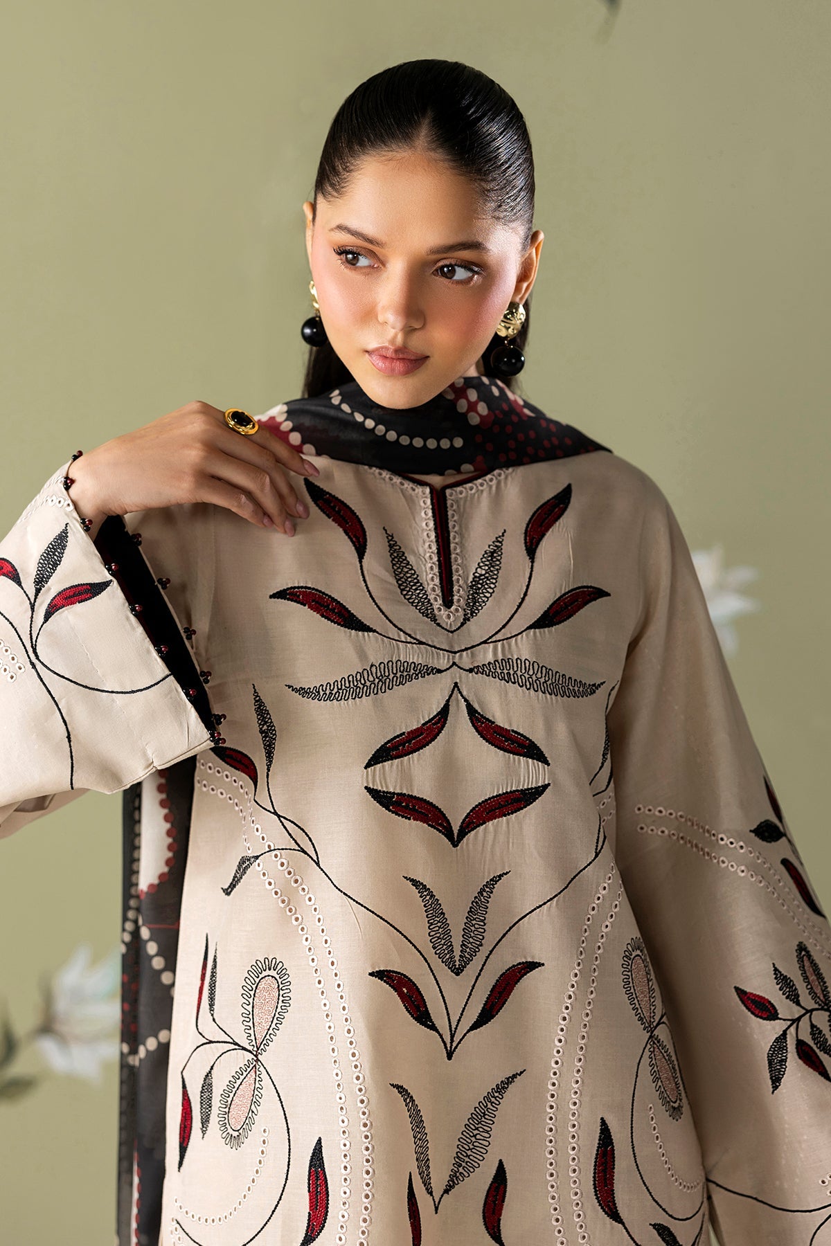 Baroque | Embroidered Lawn | SF-4418