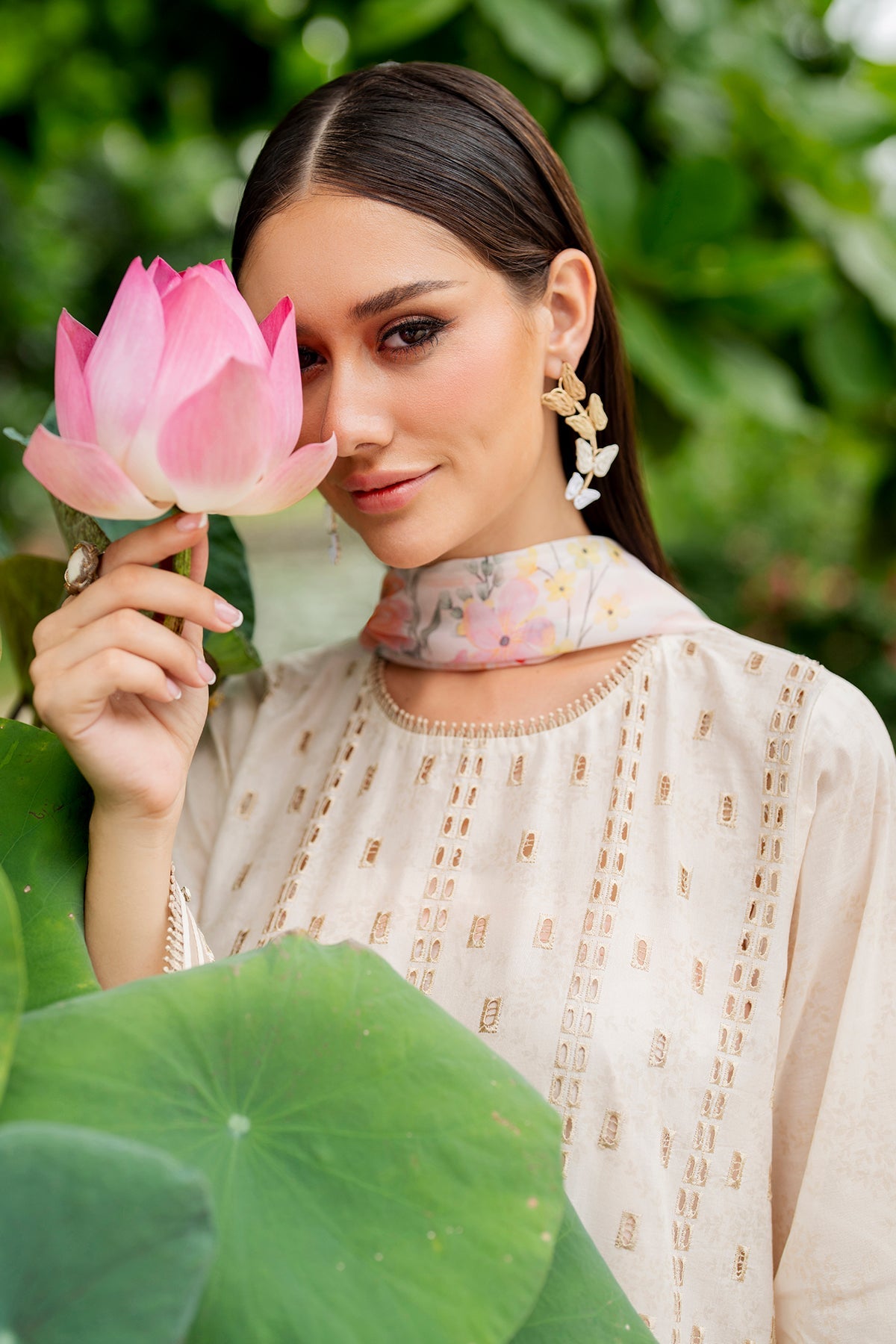 Baroque | Embroidered Lawn | SF-4274