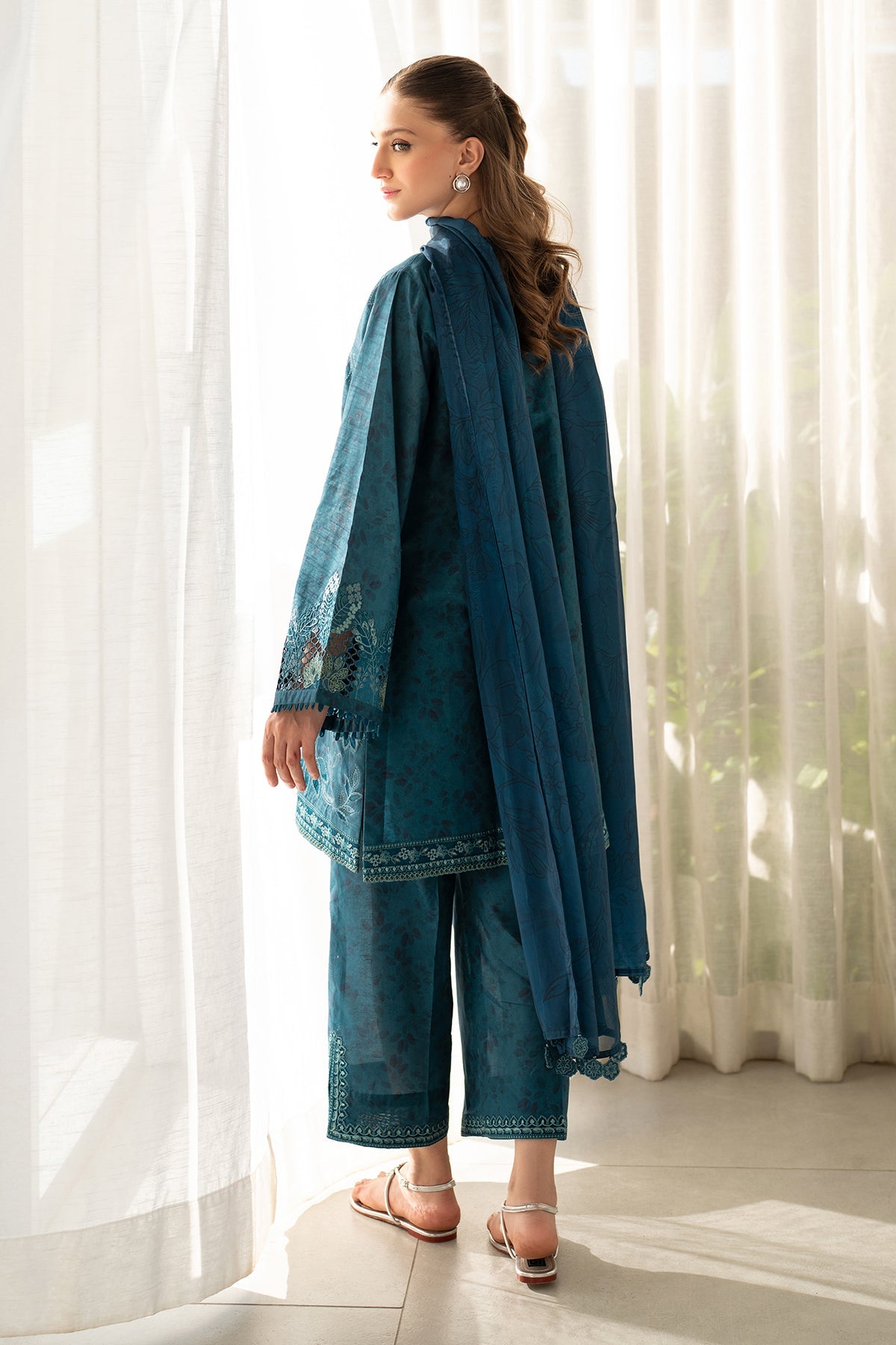 Baroque | Embroidered Lawn | SF-4097