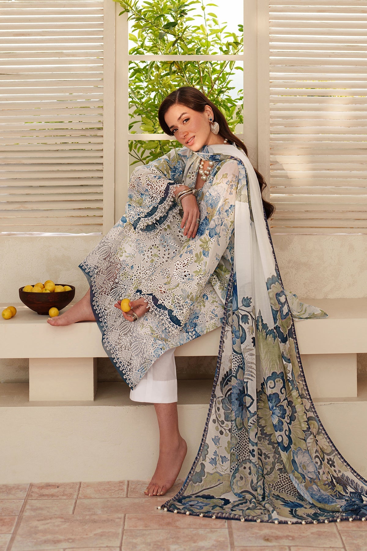 Baroque | Embroidered Lawn | SF-4401