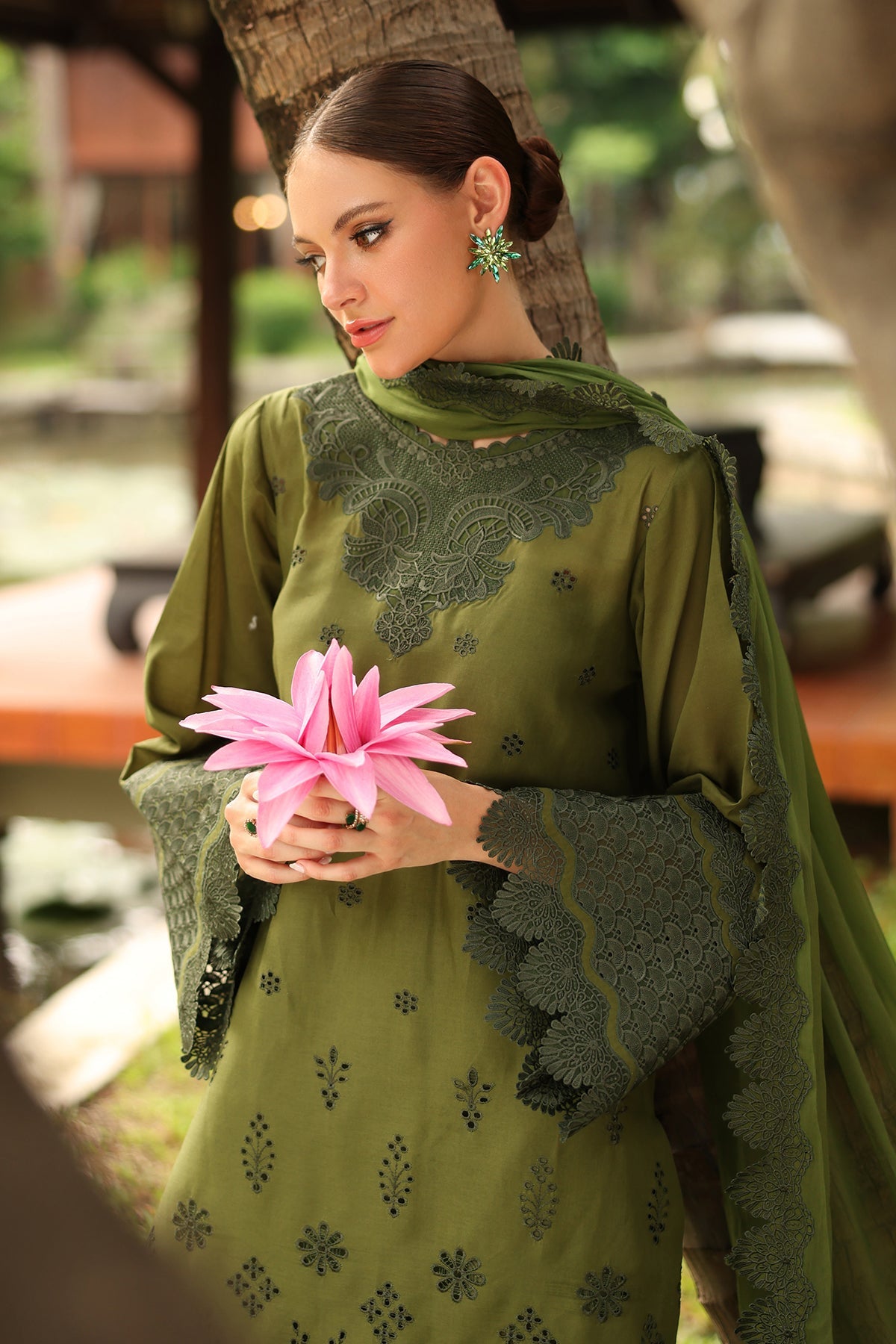 Baroque | Embroidered Lawn | SF-4258