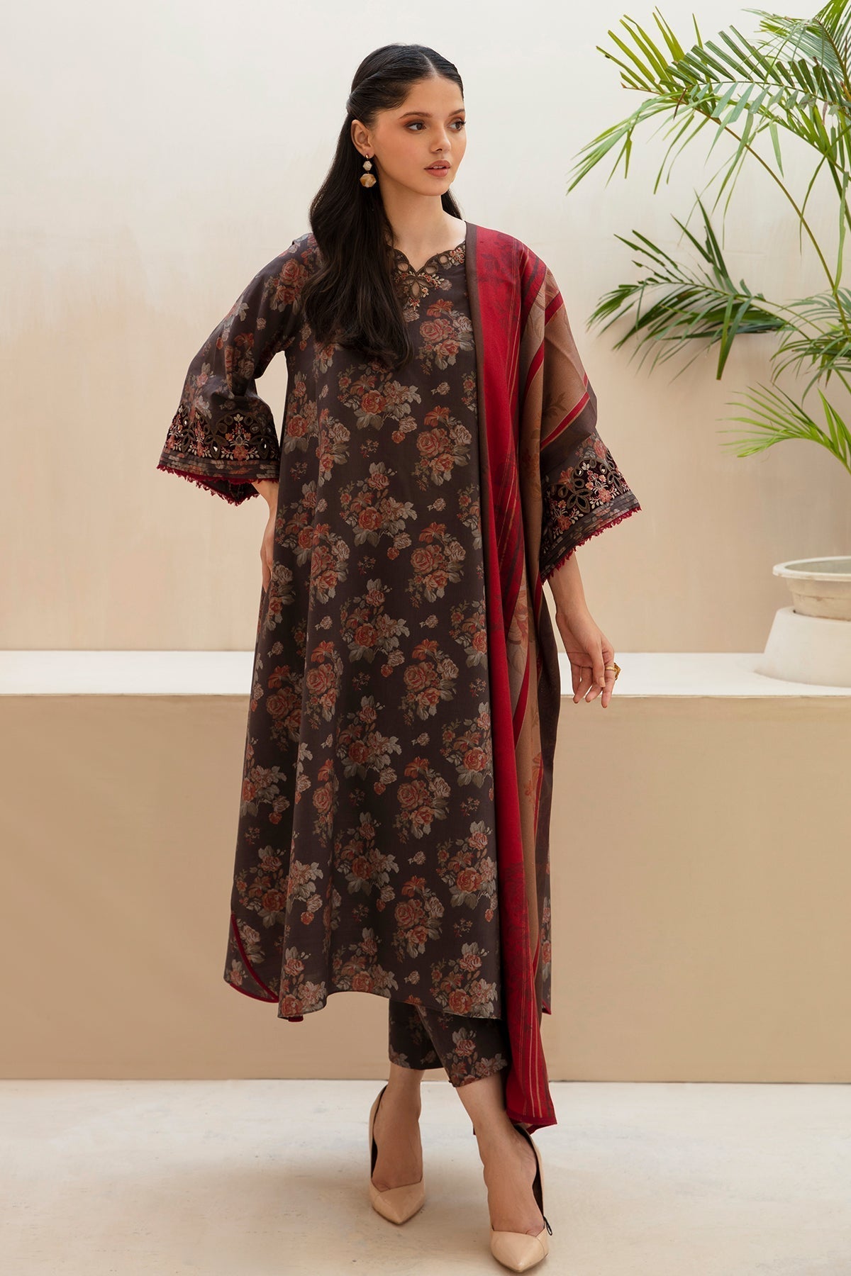 BAROQUE-DIGITAL PRINTED VISCOSE UF-438 - Riwayat-e-khas