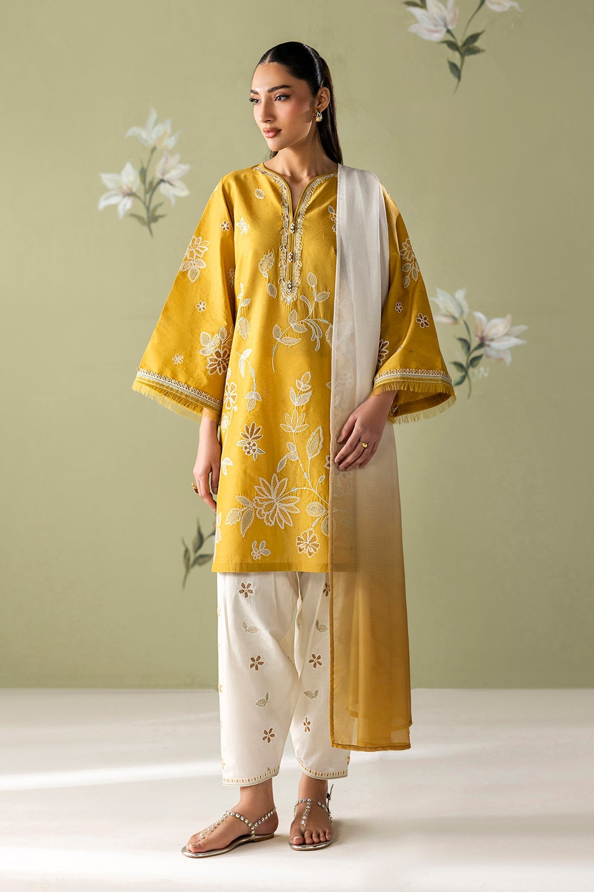 Baroque | Embroidered Lawn | SF-4419