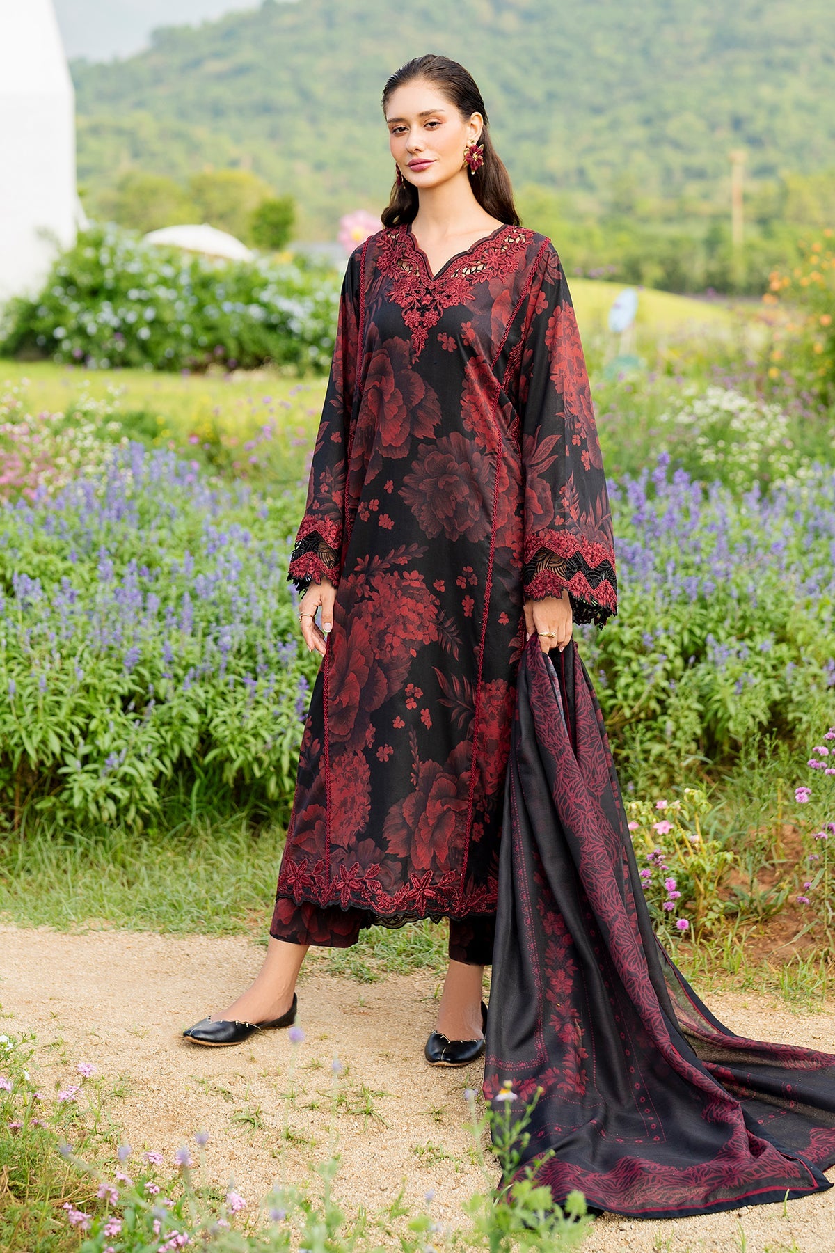 Baroque | Embroidered Lawn | SF-4220