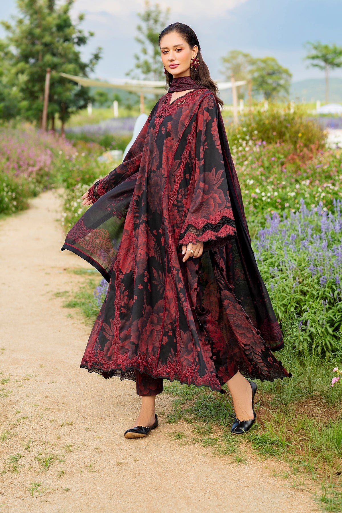 Baroque | Embroidered Lawn | SF-4220
