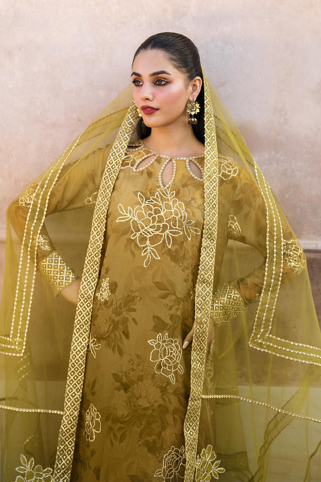 Iznik | Bandhani Formals | UE-332