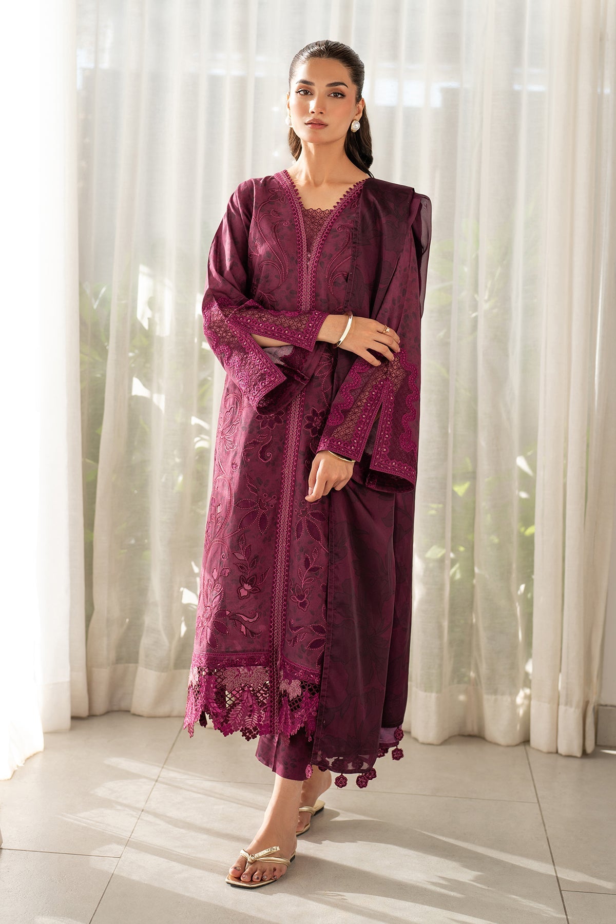 Baroque | Embroidered Lawn | SF-4098
