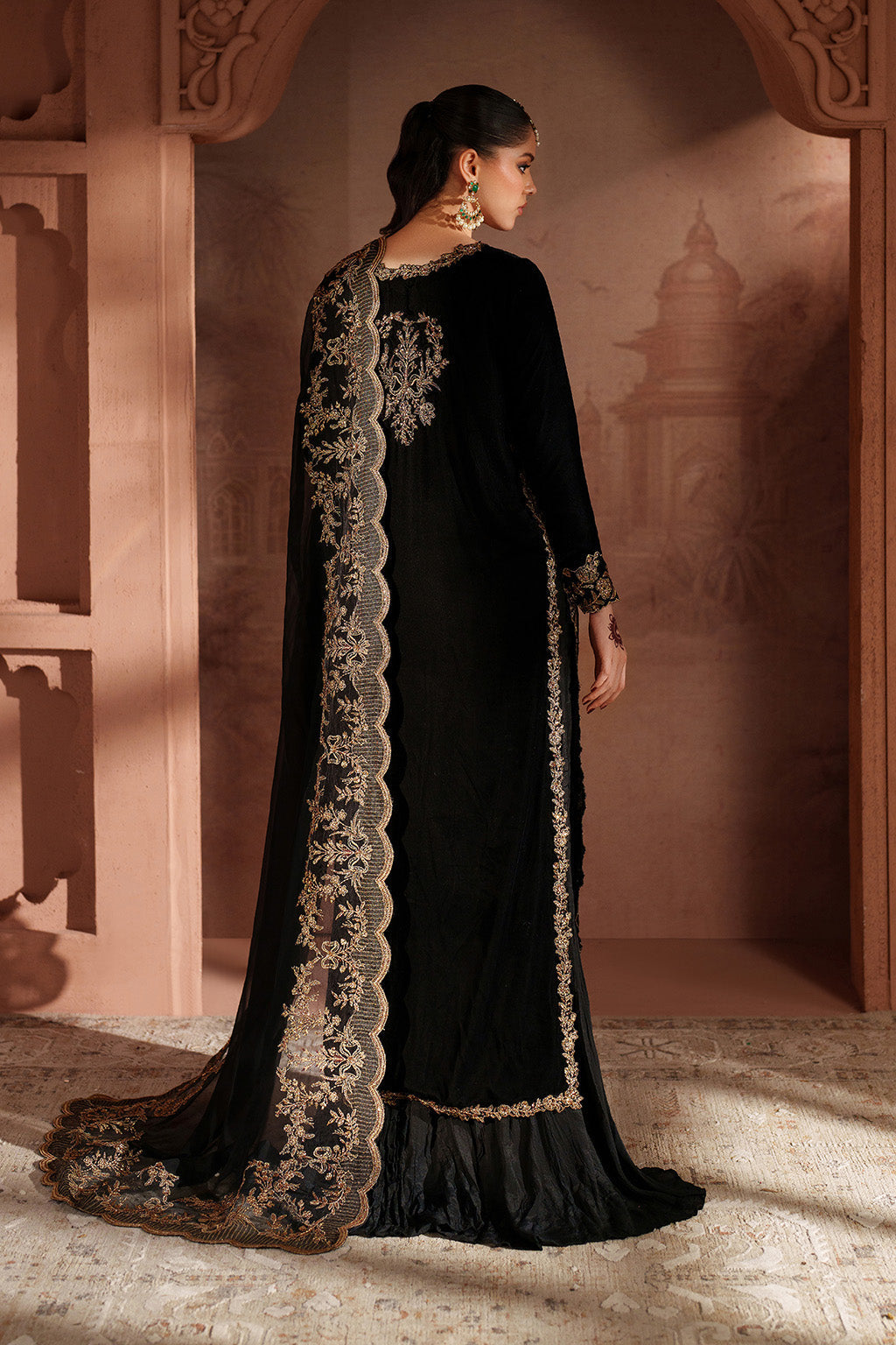 Iznik | Velvet 25 | IV-62 Embroidered Velvet