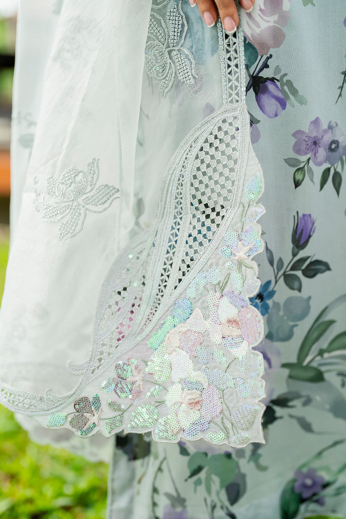 Baroque | Embroidered Lawn | SF-4268