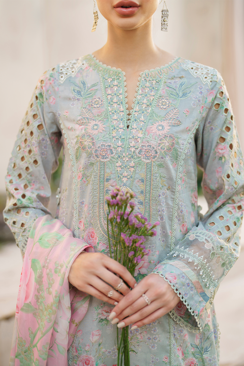 Iznik | Festive lawn 24 | SFL-07