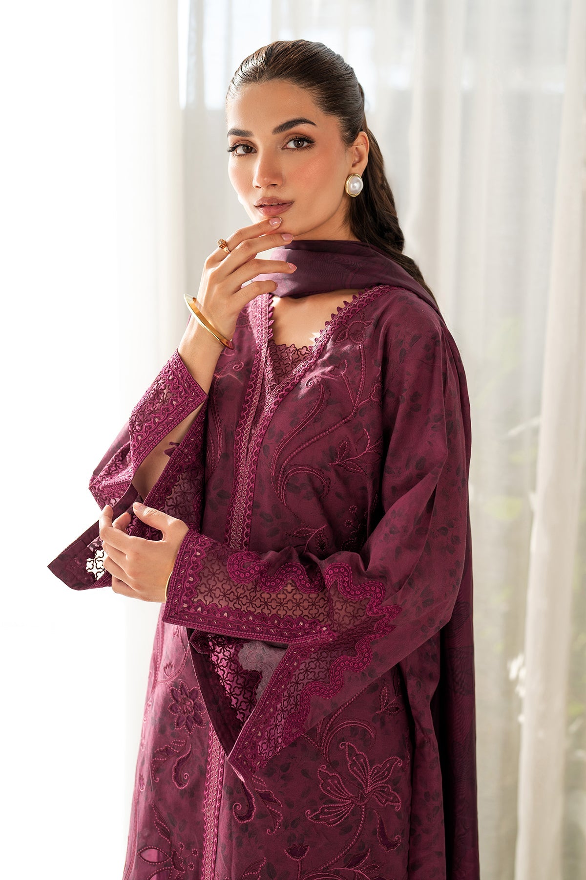 Baroque | Embroidered Lawn | SF-4098