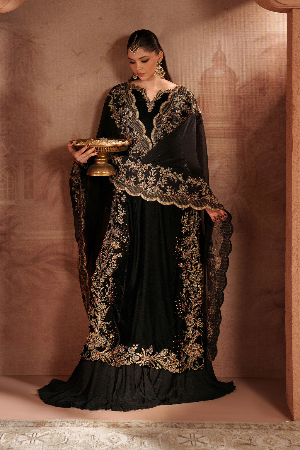 Iznik | Velvet 25 | IV-62 Embroidered Velvet