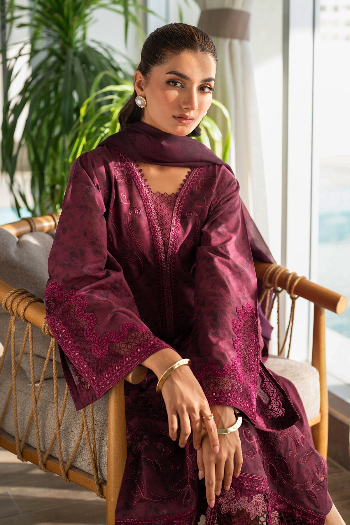 Baroque | Embroidered Lawn | SF-4098