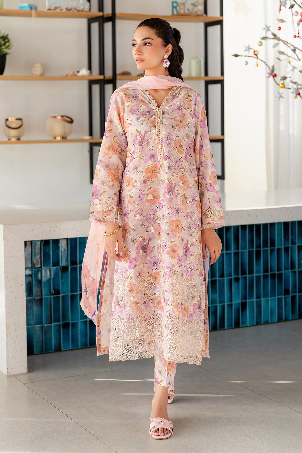 Baroque | Embroidered Lawn | SF-4099