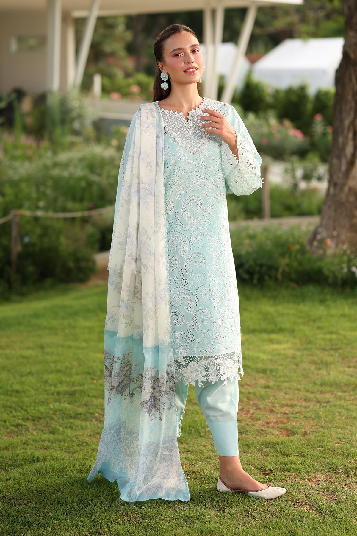 Baroque | Embroidered Lawn | SF-4242