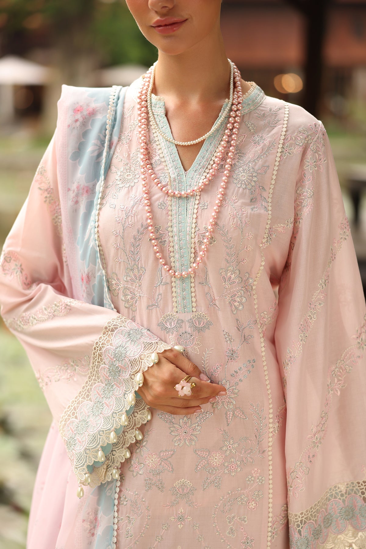 Baroque | Embroidered Lawn | SF-4260