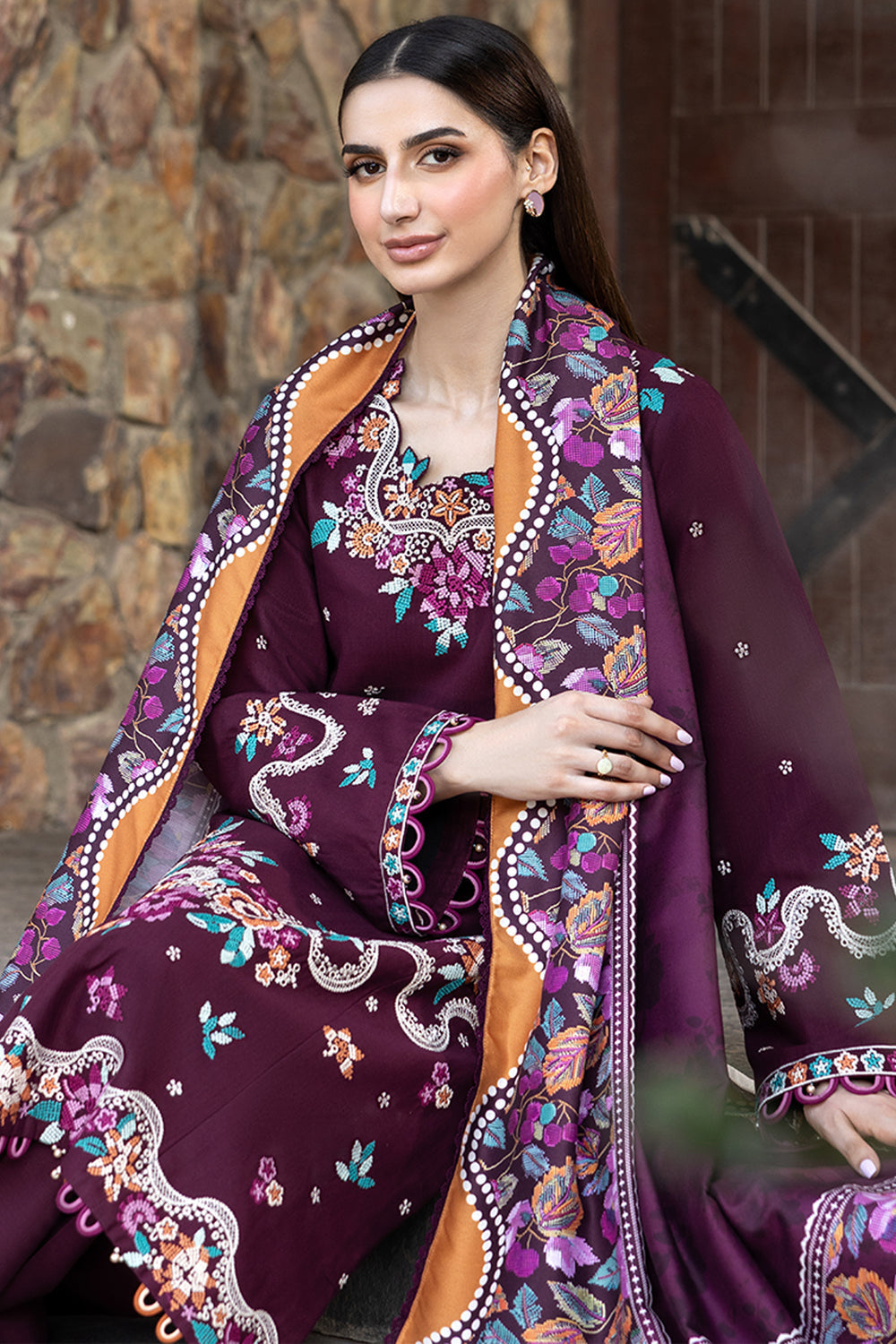 Farasha | Eminence Khaddar 25 | Pheona