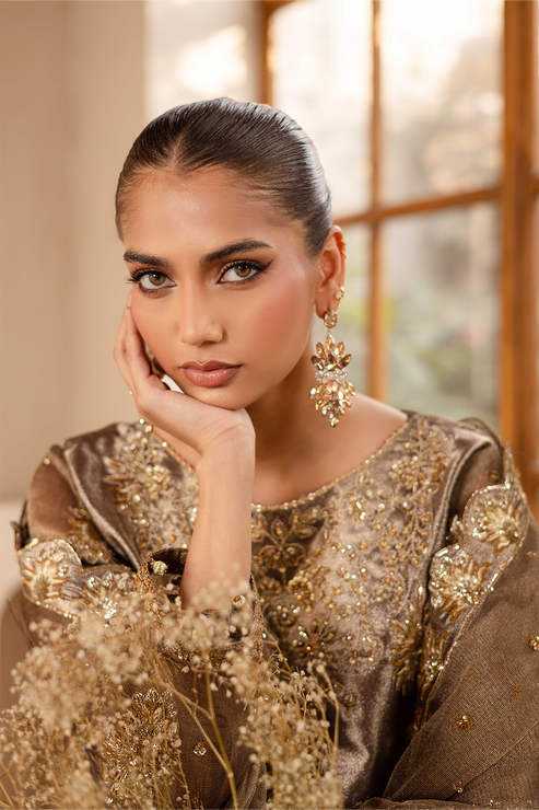 Emaan Adeel | Noore Festive Formals | RAVEEN