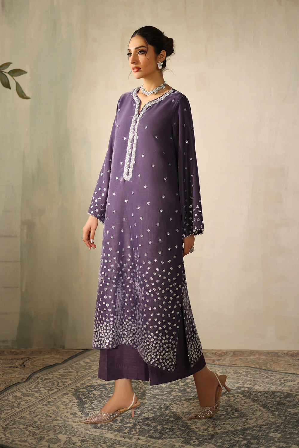 Baroque | EMBROIDERED VELVET | PR-1226