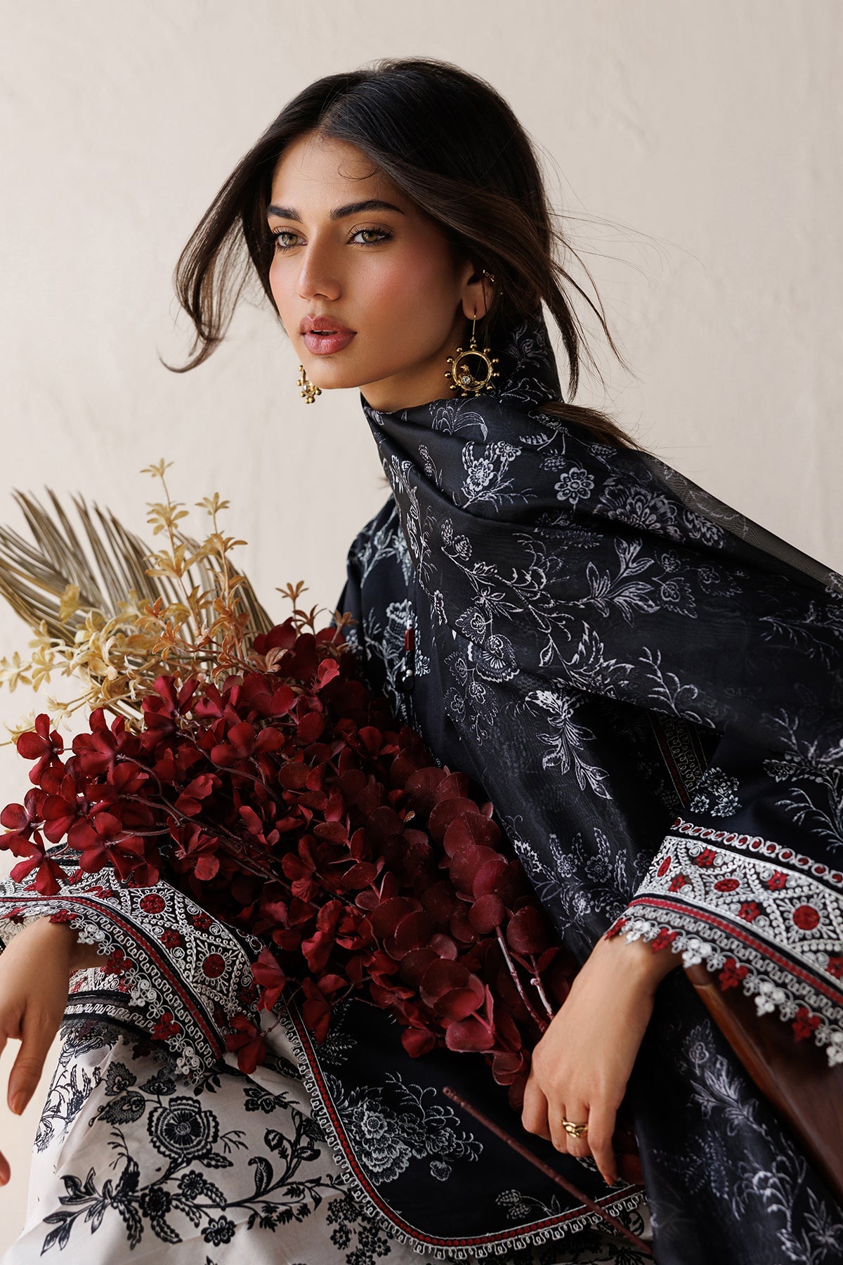 Baroque | Embroidered Lawn | SF-4514